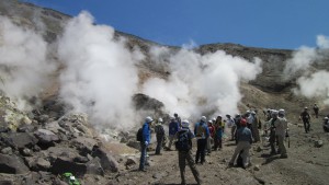 20150523有珠山13 i火口噴気